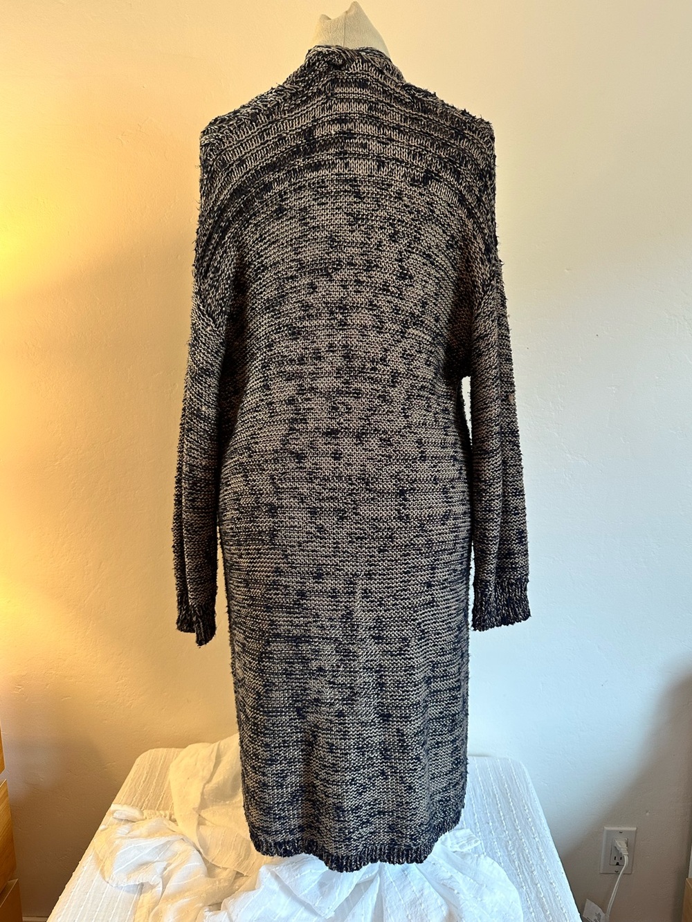 Anthropologie Akemi + Kin Metallic Pocket Front Tunic Cardigan Size XL - Picture 4 of 12